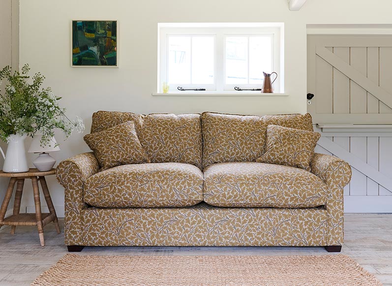 1 Bignor 3 Seater Sofa in V&A Drawn from Nature Oak Tree Gold